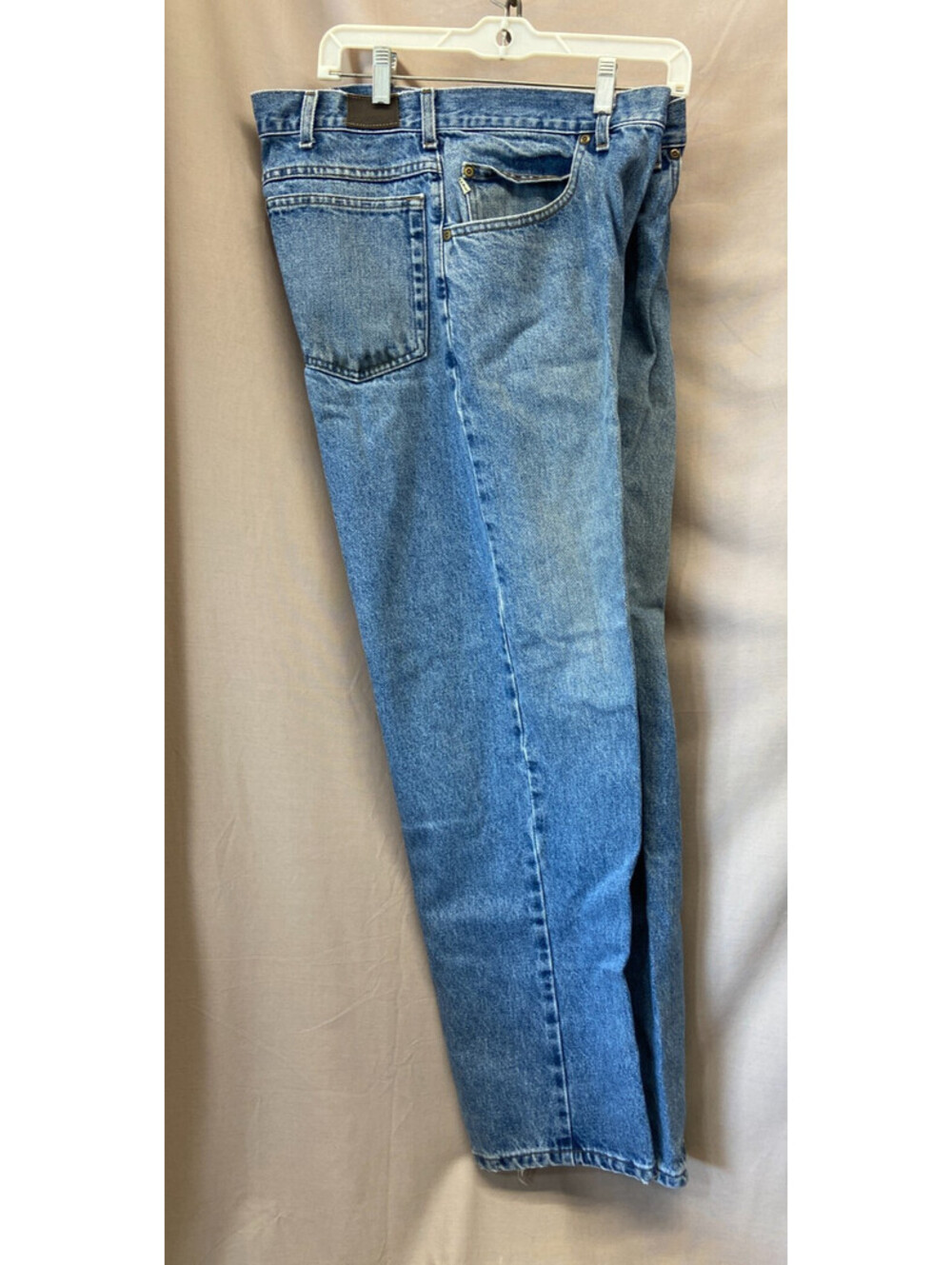 Mens LL Bean Natural Fit Jeans Size 38x30 Medium Wash Casual Classic Work Wear